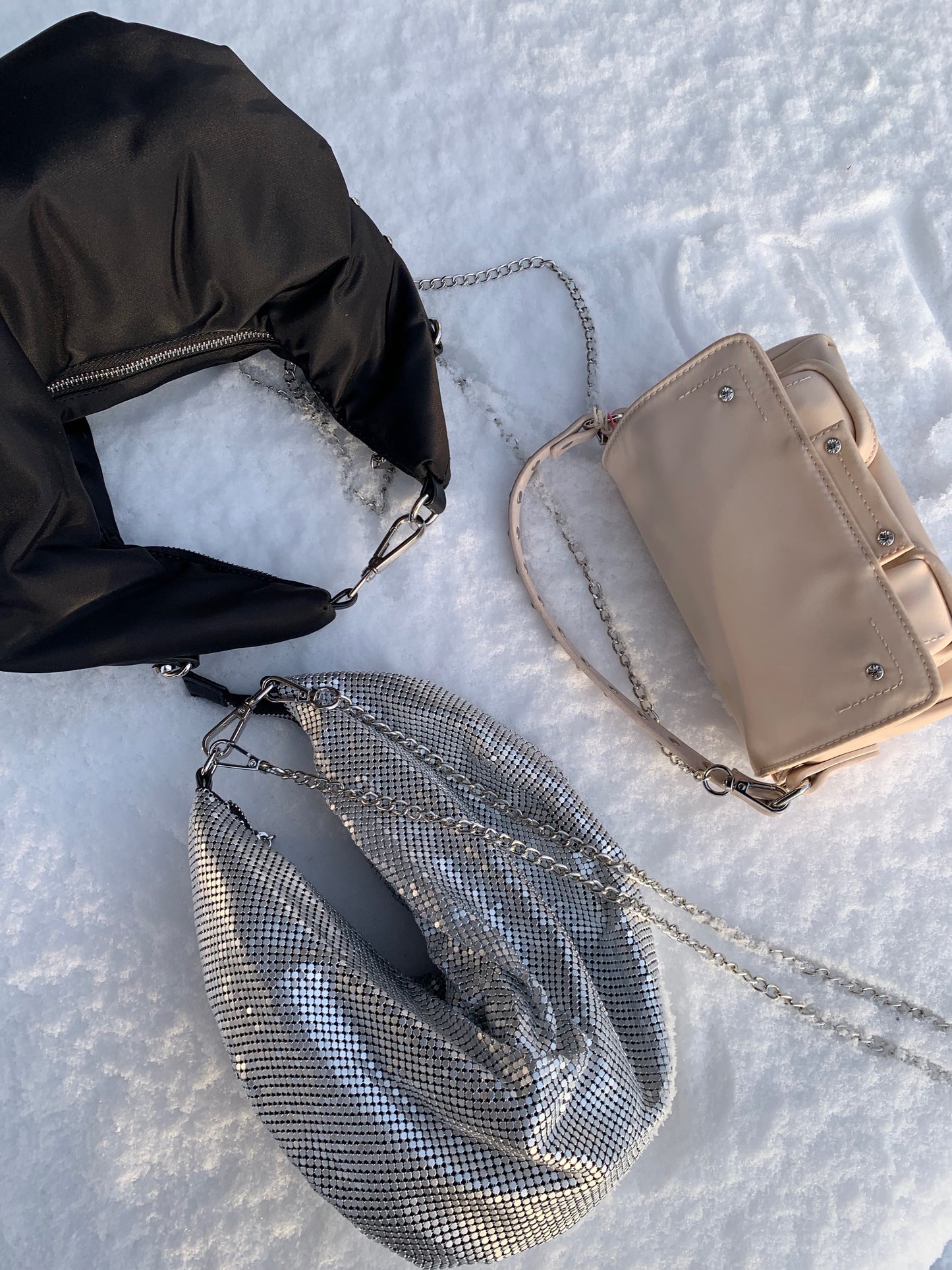 Núnoo Dagmar Recycled Nylon w. Crystal Black Medium