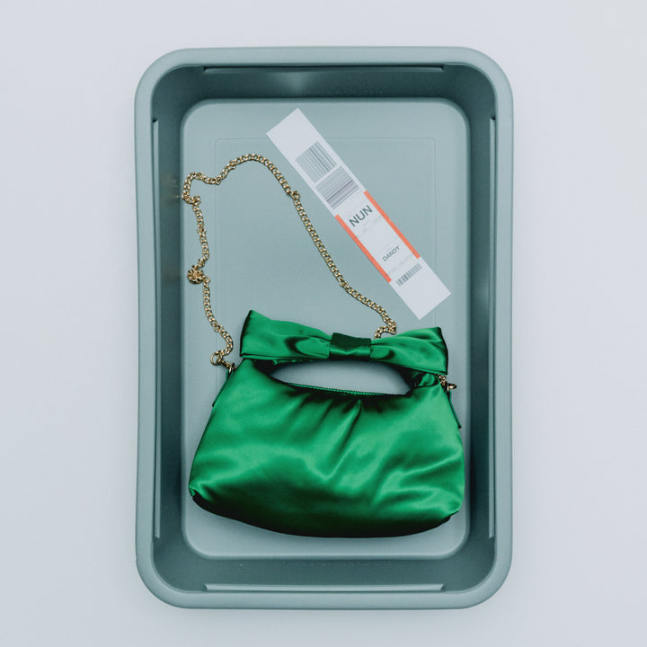 Núnoo Dandy Bow Recycled Satin Green w. Gold Small bag Green