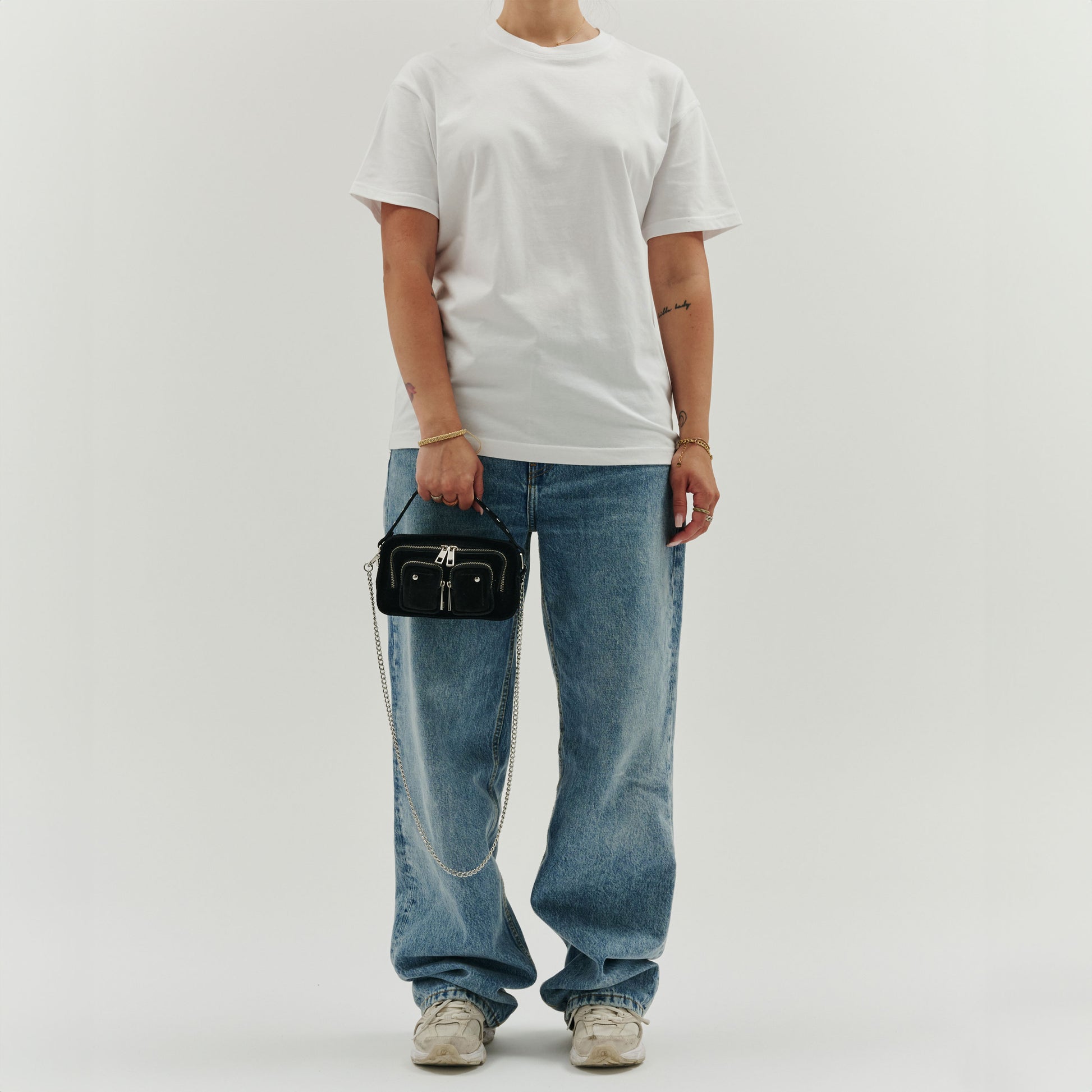 Núnoo Helena Suede Black Small bag Black