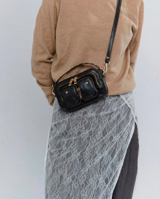 Núnoo Helena air 1 black w. gold Small bag Black