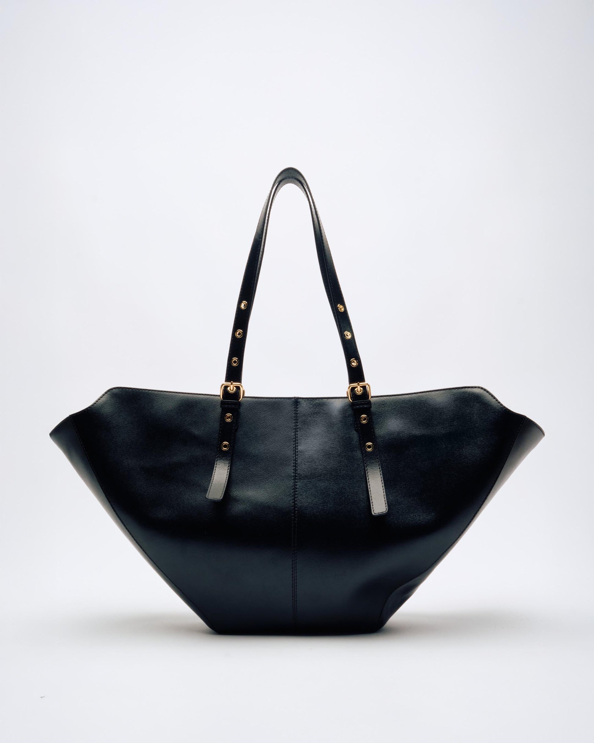 Núnoo Nora Florence Black w. Gold Maxi Black