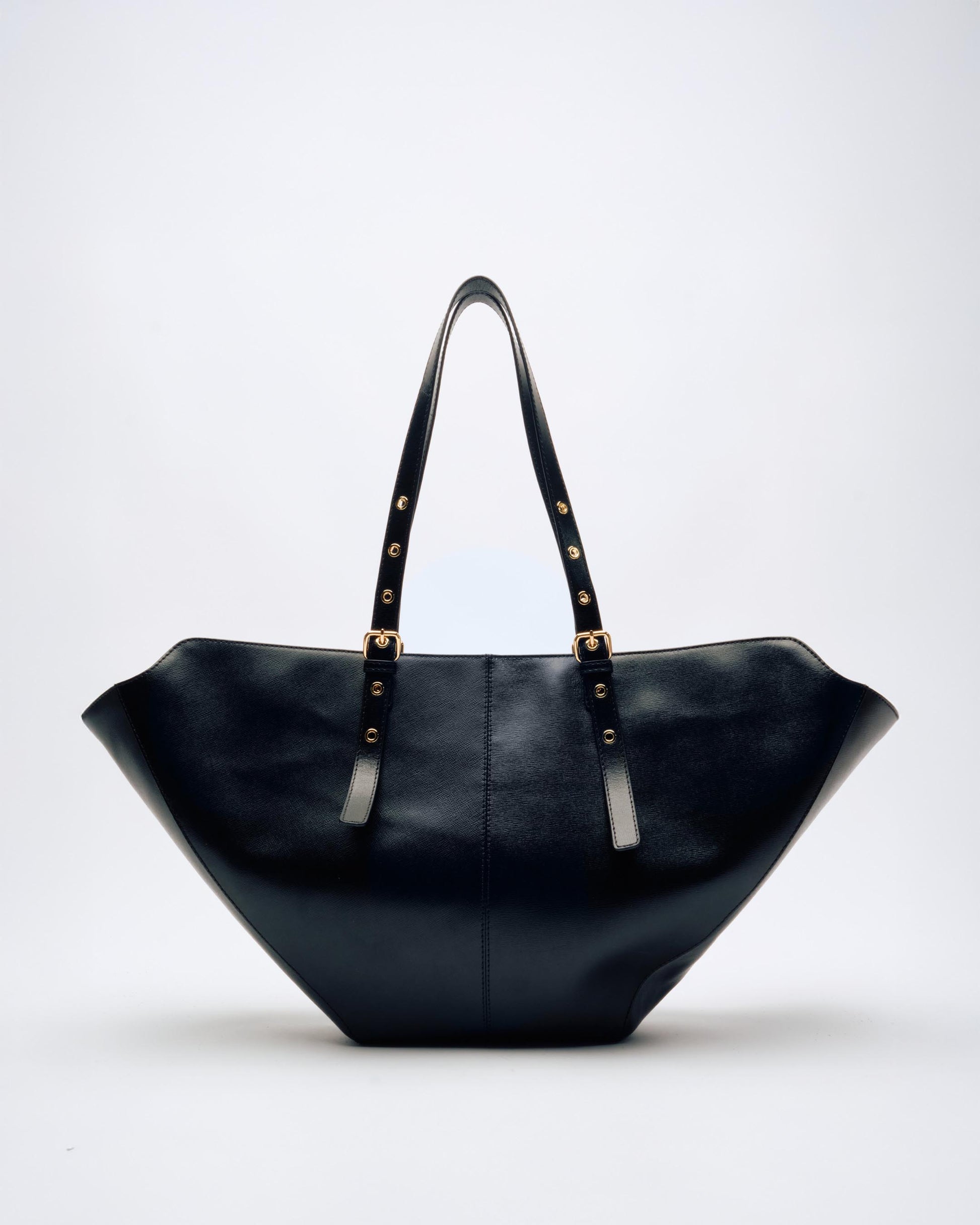 Núnoo Nora Florence Black w. Gold Maxi Black