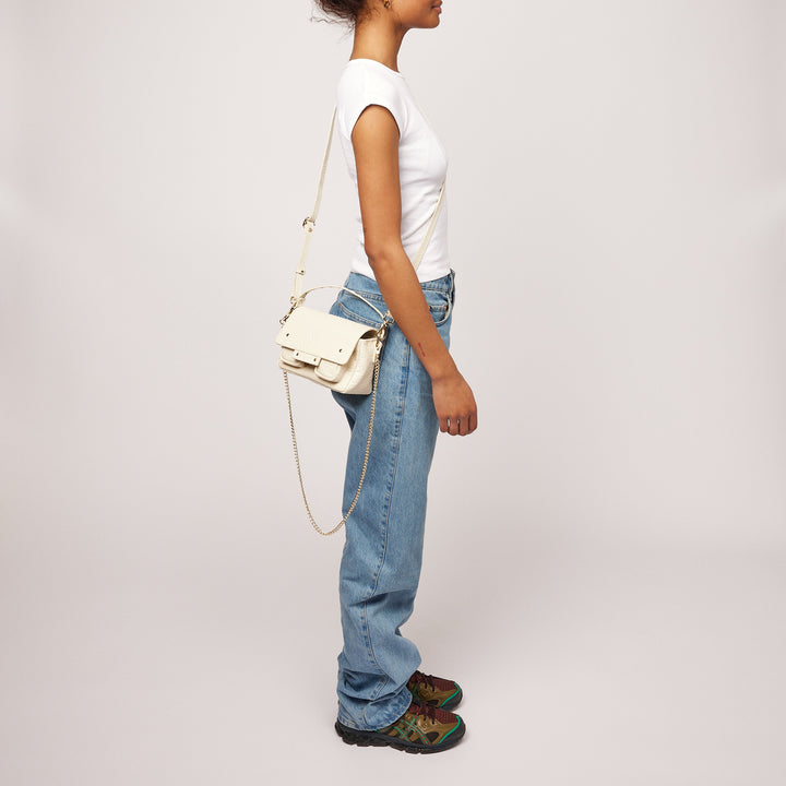 Núnoo Small Honey new zealand beige w. gold Small bag Beige