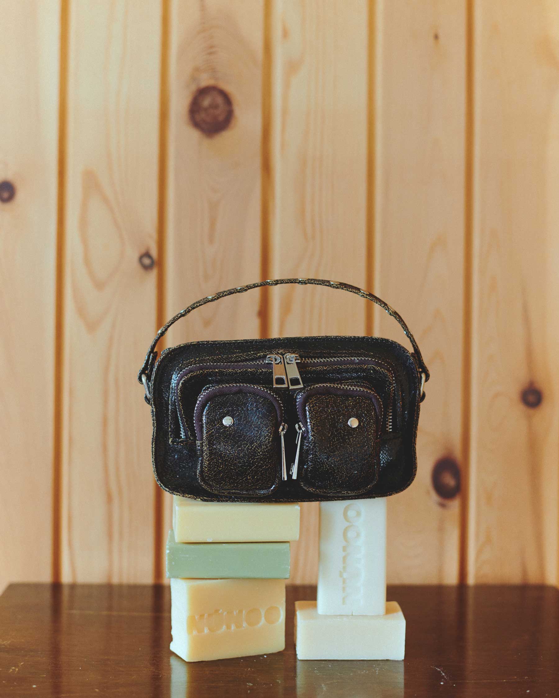 Núnoo Helena Pélé Black Small bag Black