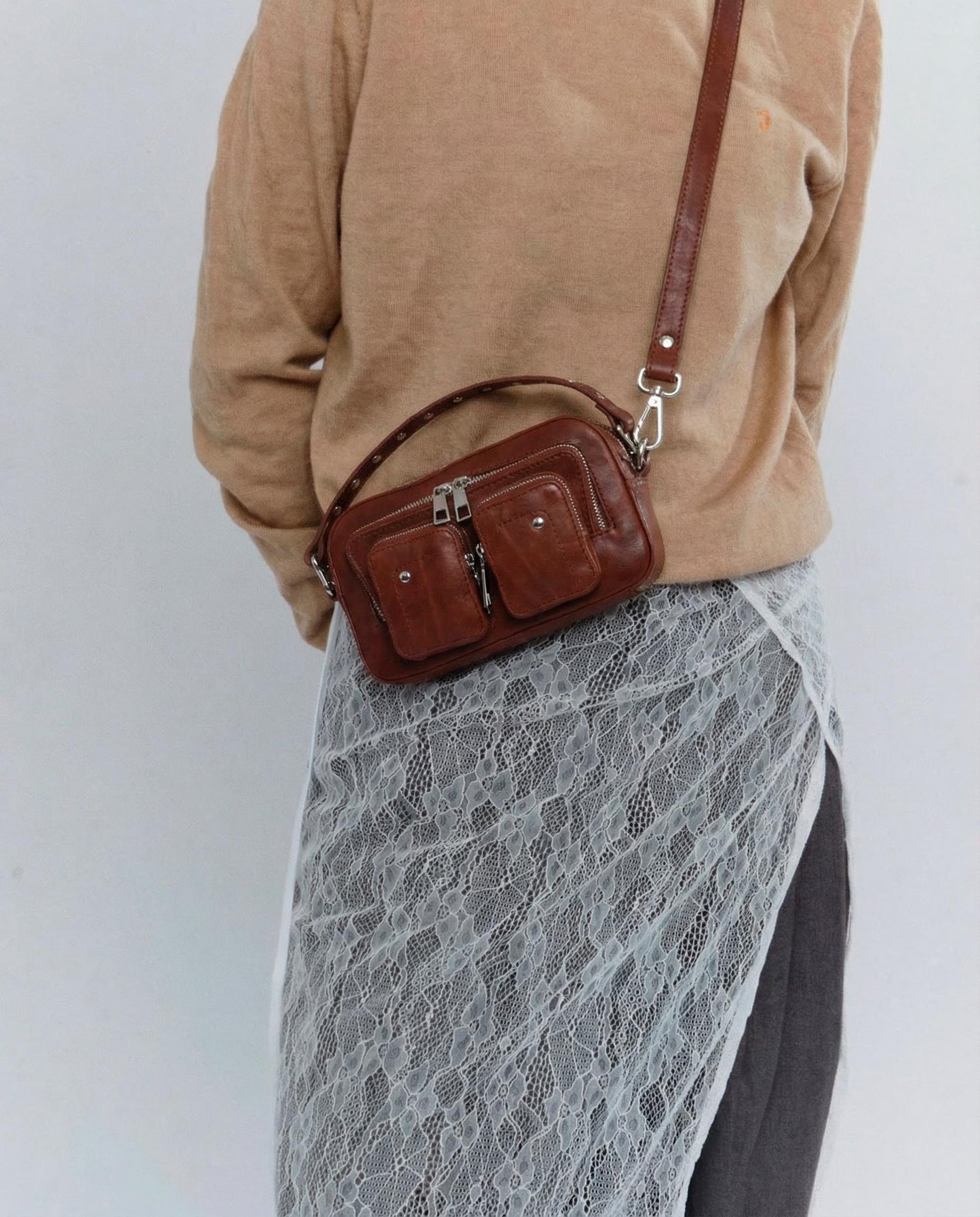 Núnoo Helena Rain Brown Small bag Brown