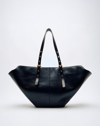 Nora Florence Black w. Gold