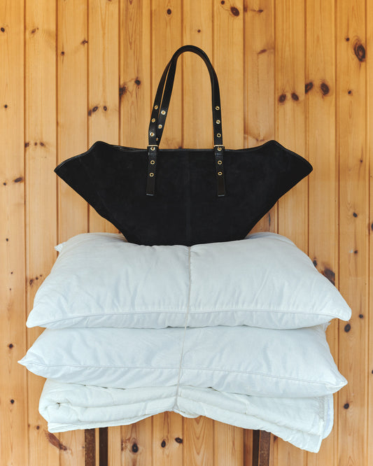 Núnoo Nora Suede Black w. Gold Maxi Black