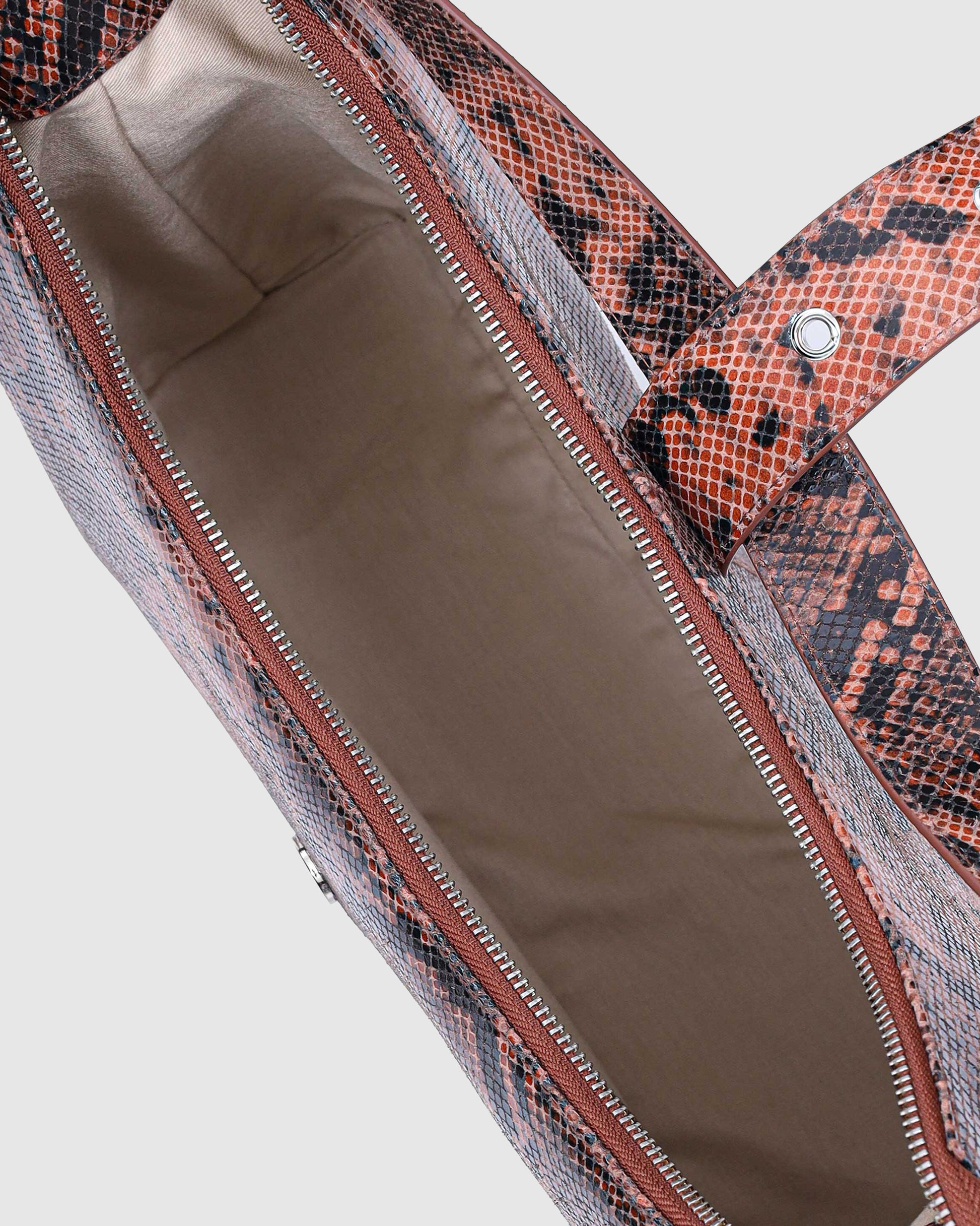 Núnoo Rio Buckle Jungle Red Large